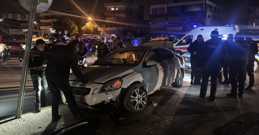 Adana’da kovalamacada 2 Yunus Polisi yaralandı