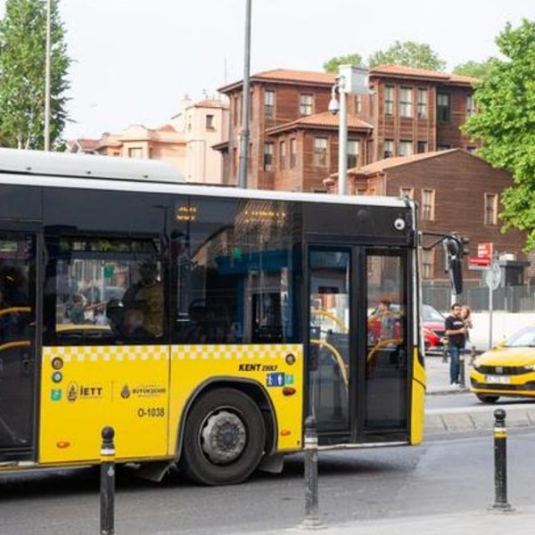 15bk durur! IETT 15BK Otobüs Nams, satır 15bk rotası …