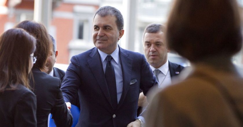 Ömer Çelik: ‘Cumartesi sabahı Erdoğan tarihi bir konuşma yapacak’
