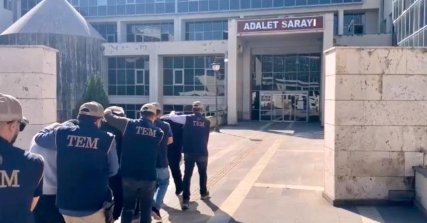FETÖ’nün güncel finans yapılanmasına operasyon: 16 gözaltı kararı