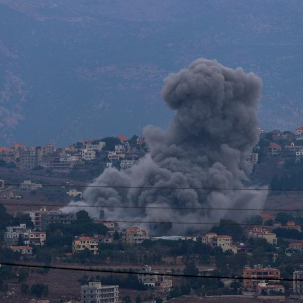 İsrail ordusu, Lübnan’ın güneyini bir dizi hava saldırısıyla hedef aldı