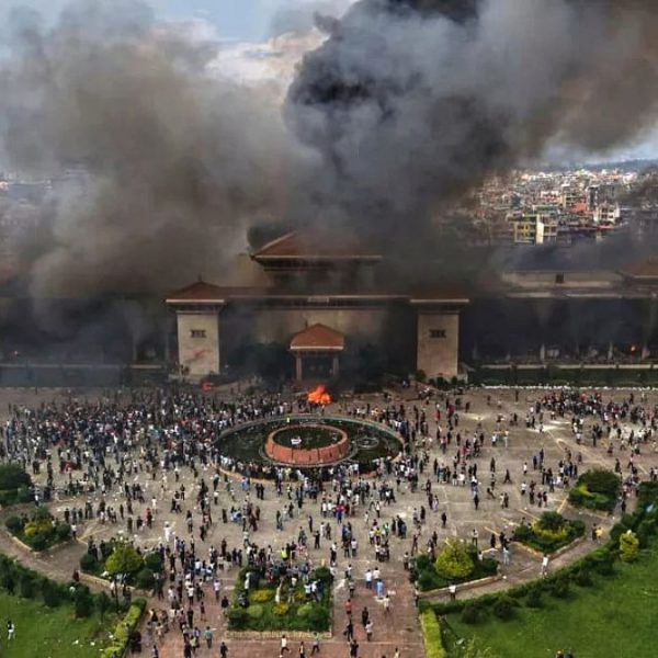 Sosyal medya yasağı hükümeti devirmişti: Nepal’in yeni başbakanı Discord üzerinden belirlendi
