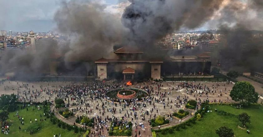 Sosyal medya yasağı hükümeti devirmişti: Nepal’in yeni başbakanı Discord üzerinden belirlendi