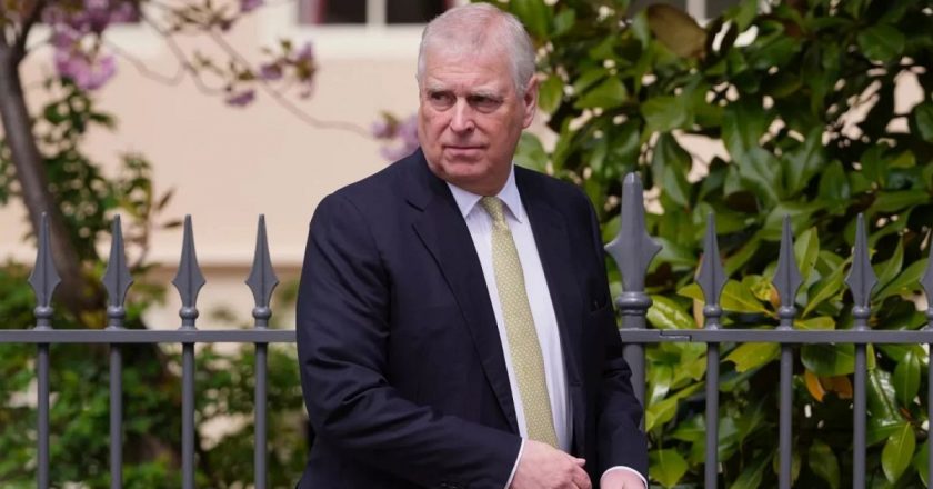 Prens Andrew, Epstein bağlantısı nedeniyle ‘York Dükü’ unvanından vazgeçti