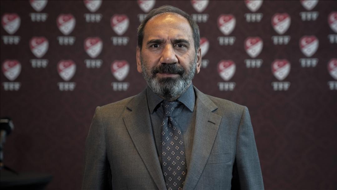 Türk futbol bahis skandalının incelemesi 3 bin 700 kişiye ulaşırken, Ahmet Çakar gece yarısı olayla ilgili açıklama yaptı! Mutlak Mutlak'a girer... 6