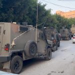 İşgalci İsrail, Batı Şeria’ya düzenlediği baskınlarda bir çocuğu yaraladı