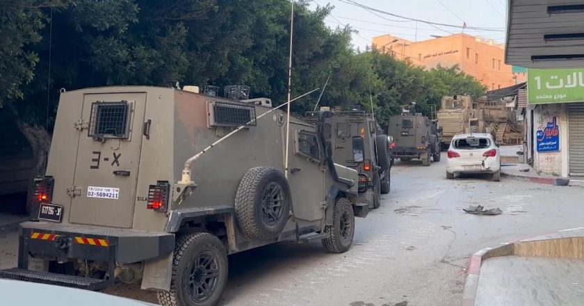 İşgalci İsrail, Batı Şeria’ya düzenlediği baskınlarda bir çocuğu yaraladı