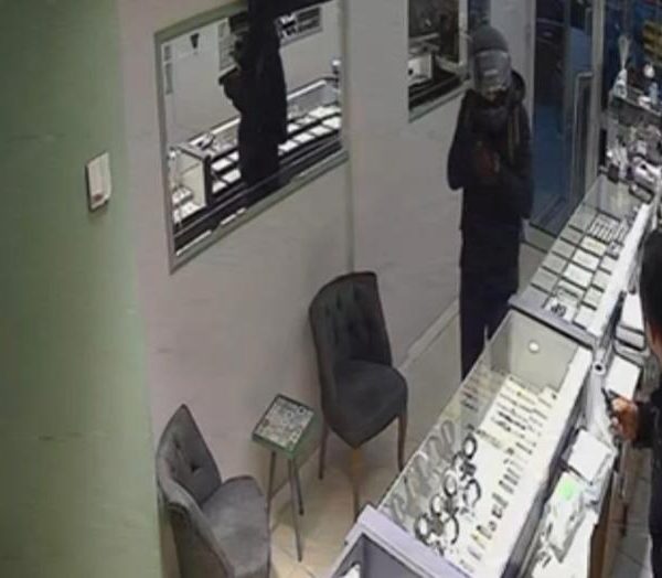 Bağlı Çalışandan 5 Kilo Altın Çalan Şahıs Diyarbakır’da Ele Geçirildi