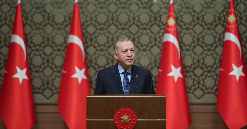 Cumhurbaşkanı Erdoğan yeni haftaya da yoğun bir programla başlıyor