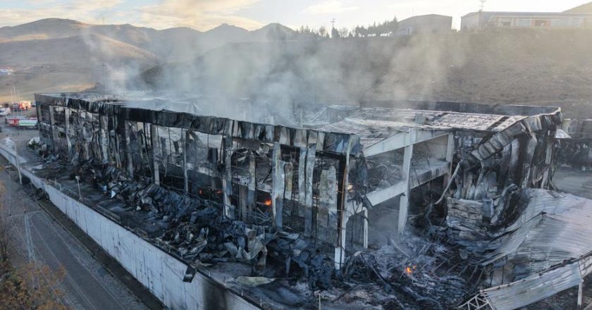 10 Saat Süren Yangının Ardından Fabrikanın Durumu